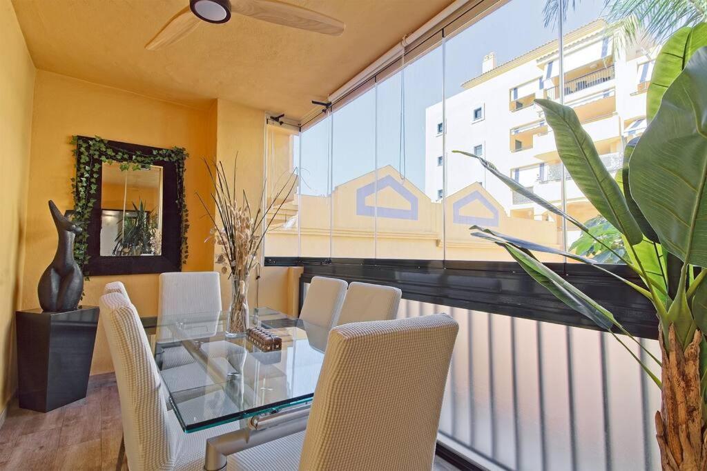 Apartamento Contemporary, Luxury Living In The Location