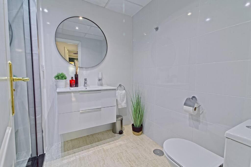 Lejlighed Contemporary, Luxury Living In The Location